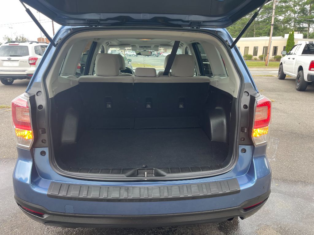 2017 Subaru Forester Premium - Photo 17