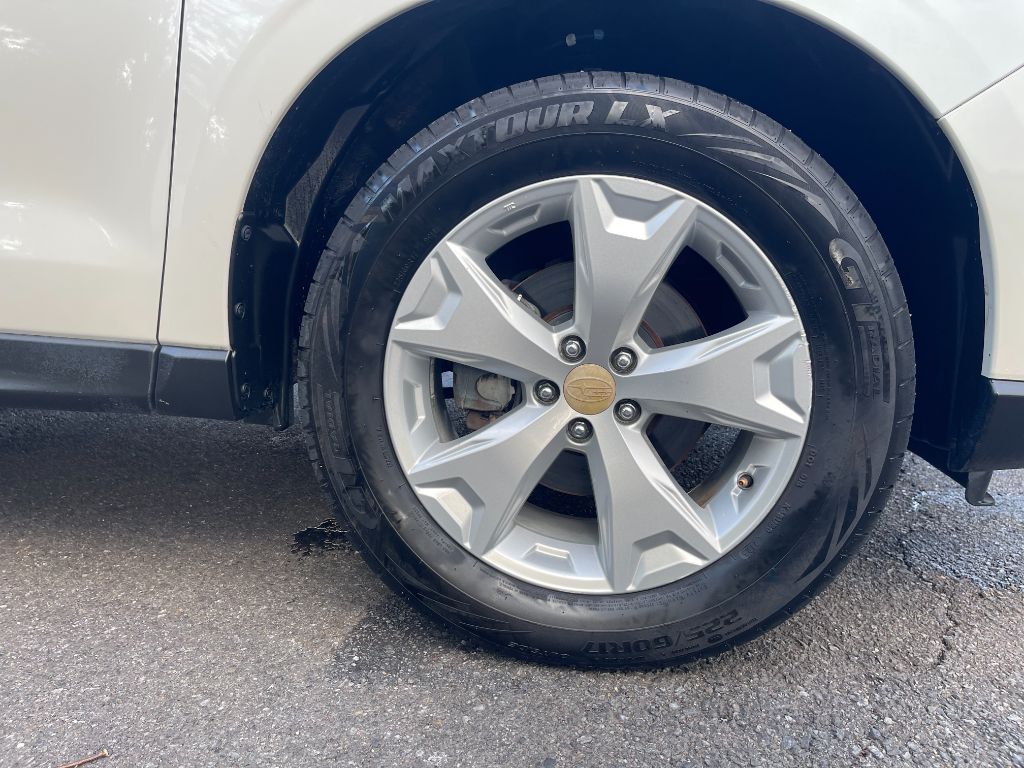 2014 Subaru Forester i Premium - Photo 23
