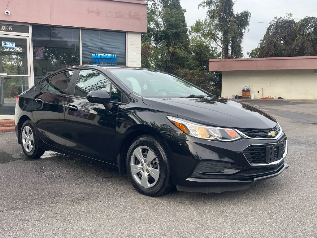 2017 Chevrolet Cruze LS - Photo 8
