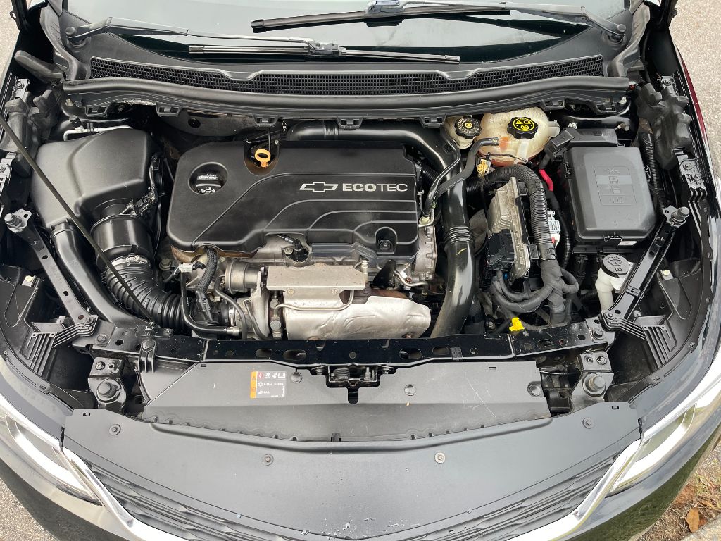 2017 Chevrolet Cruze LS - Photo 20